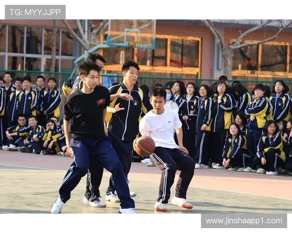 UBA直播：热血青春赛场，校园篮球巅峰对决